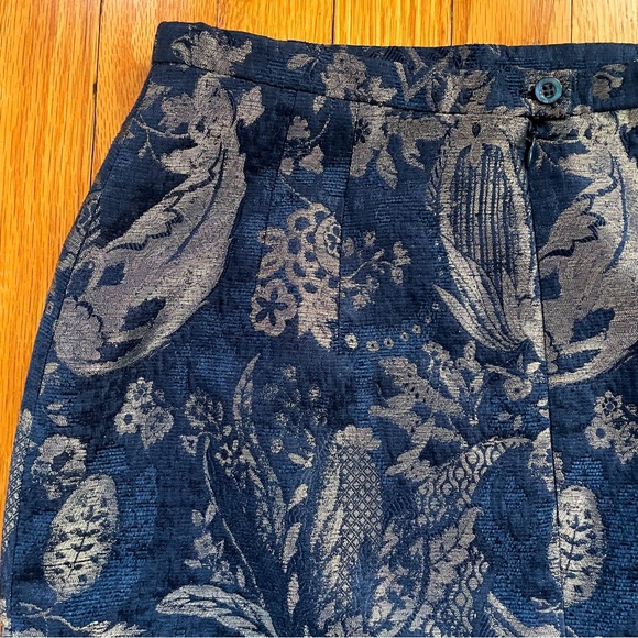 Vintage 90’s Escada Silk Blend Navy And Metallic Gold Brocade Pencil Skirt 38 - Picture 10 of 13